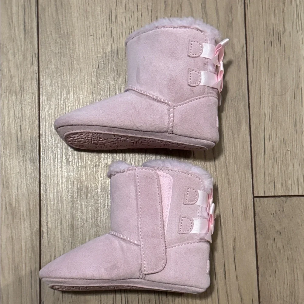 UGG Bailey Bow Pink Boots Kids 04/05